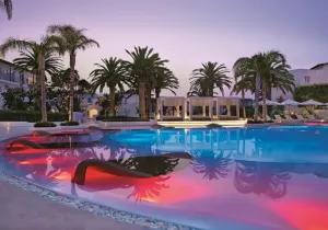 Grecotel Caramel πισίνα
