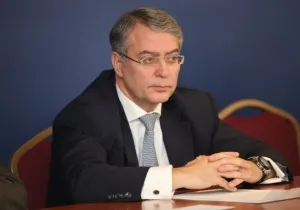 Να συγκεντρώσει 120 εκ ευρώ στοχεύει το fund του Απ. Ταμβακάκη