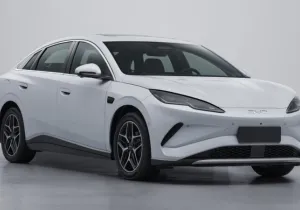 Η BYD αποκαλύπτει τα Seal 08 και Sealion 08 πριν από το ντεμπούτο τους