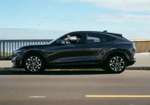 H αμιγώς ηλεκτρική Ford Mustang Mach-E συνεχίζει ακάθεκτη ύστερα από 405.000 km!