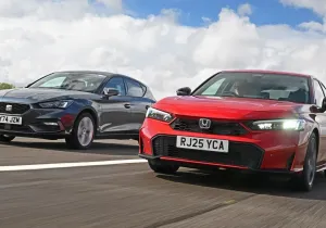 Honda Civic vs SEAT Leon: Ποιο οικογενειακό hatchback είναι το τέλειο αντίδοτο στα SUV;