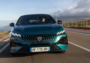 Peugeot E-308 2025: Η πιο ώριμη ηλεκτρική αναβάθμιση
