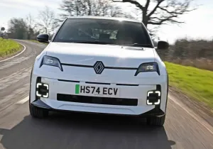 Το θρυλικό Renault 5 γεννιέται ξανά και είναι καλύτερο από ποτέ!