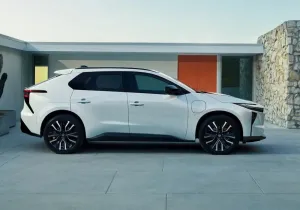 Το νέο Toyota bZ 2026, ξεπερνά κάθε προσδοκία στην αυτονομία με 573 km